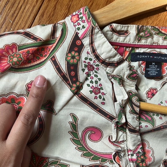 Tommy Hilfiger Sleeveless Ruffle Blouse Paisley & Floral Print Size Medium - Picture 10 of 10